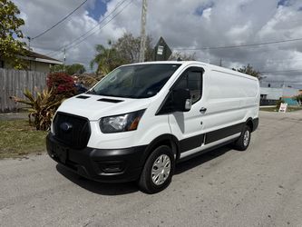 2021 Ford Transit-250