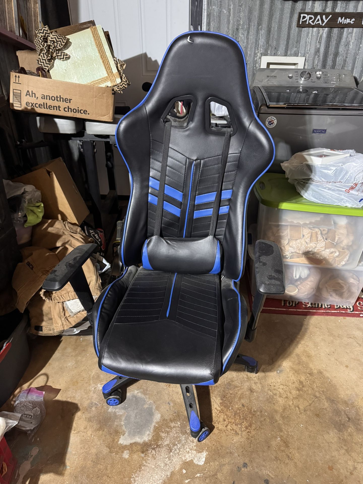 Gaming chair