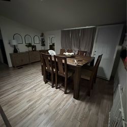 Dining table with 8 chairs