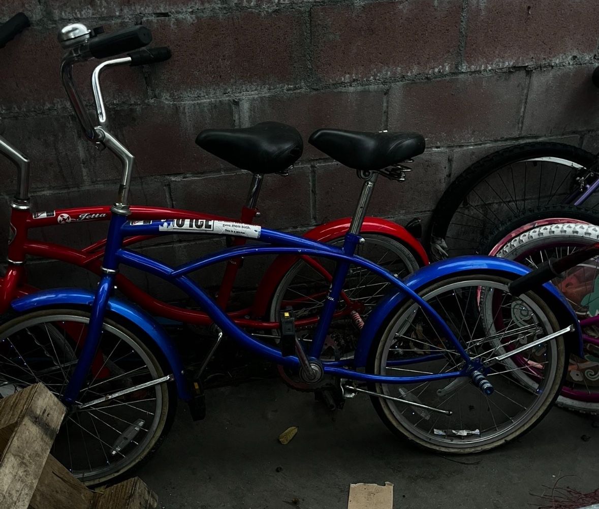 Blue Cruiser Bike