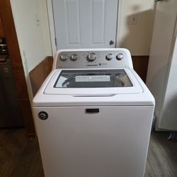MAYTAG WASHER XL CAPACITY GOOD CONDITION HEAVY DUTY DELIVERY AVAILABLE FOR EXTRA FEE WE DO REPAIRS 