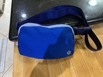 Blue Lululemon crossbody bag in good condition $35