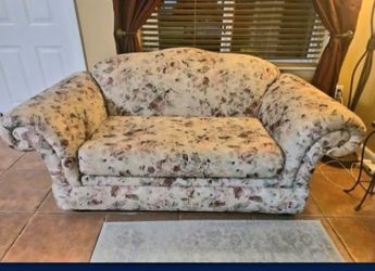 Small SOFA with or without Grey Cover 