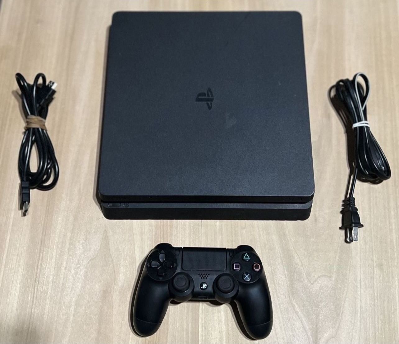 PlayStation 4 Slim