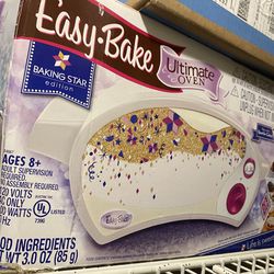 Easy Bake Ultimate Oven Baking Star Edition