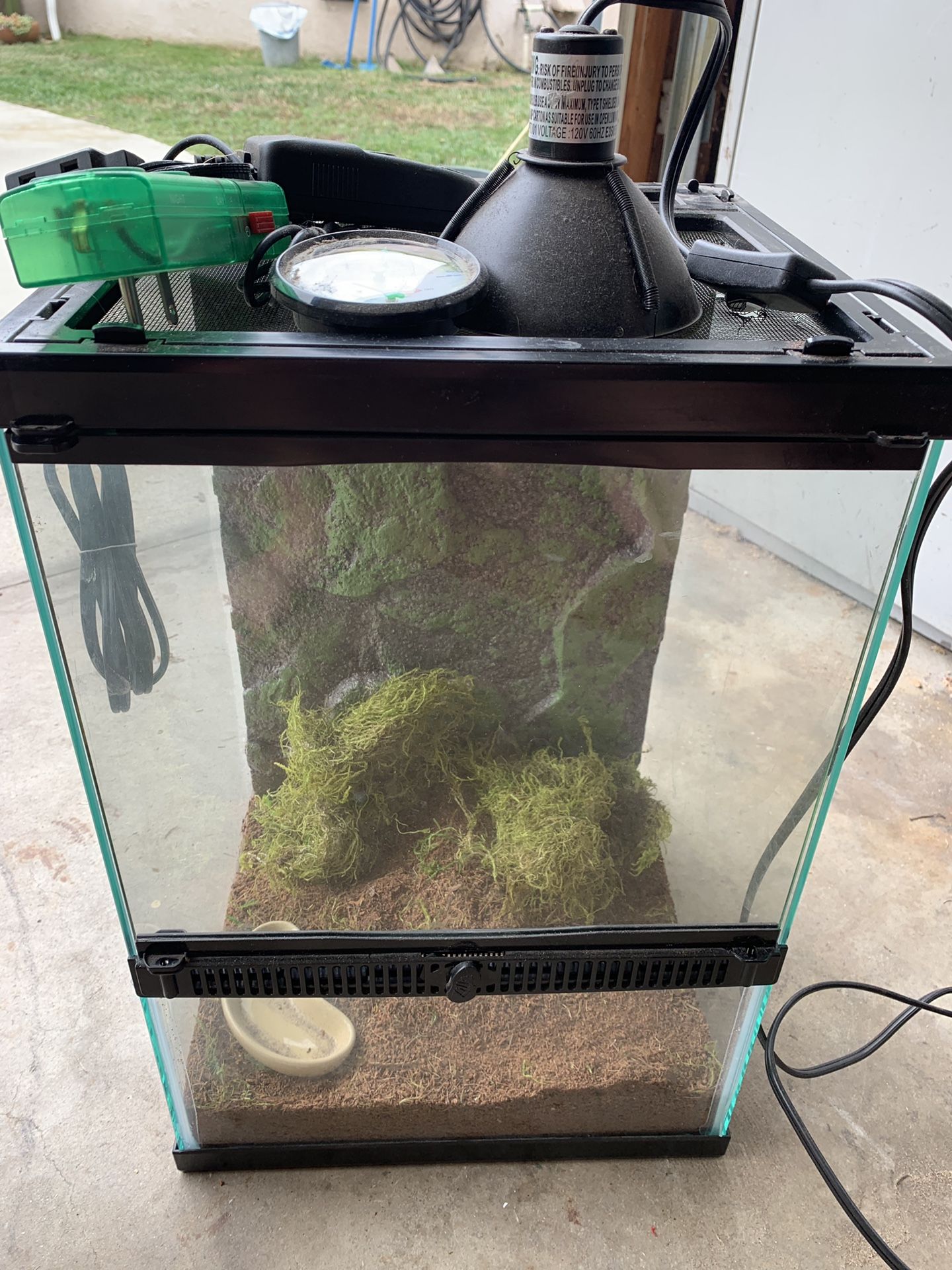 Zilla Reptile Habitat Cage Terrarium for Sale in Hawthorne, CA OfferUp