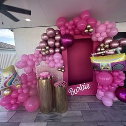 Barbie Balloon arrangements 