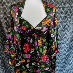 Brand New Victoria Secret Robe And Slip Set