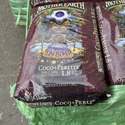 MOTHER EARTH Coco perlite 1.8 Cubic Feet