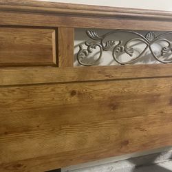 Queen/Full 3 Piece Bedroom Set