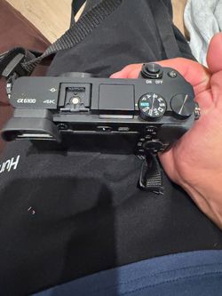 Sony ax 6100