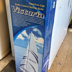 RC Sailing Yacht - New In Box