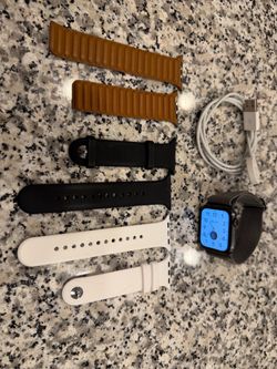 Apple Watch 4 with Extra Bands and Charger