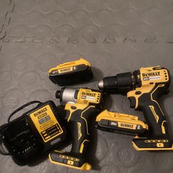 Combo De Dril Dewalt 20 V
