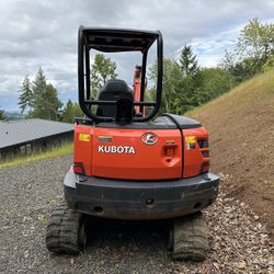 Kubota (Excavator) 