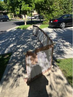 Child gate