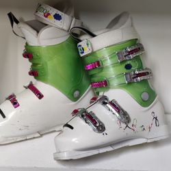 Roxy Ski Boots 24-24.5
