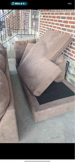 MUST GO TODAY! Chocolate Brown Sectional