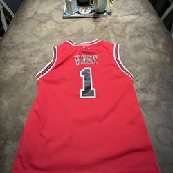 Derrick Rose Jersey 
