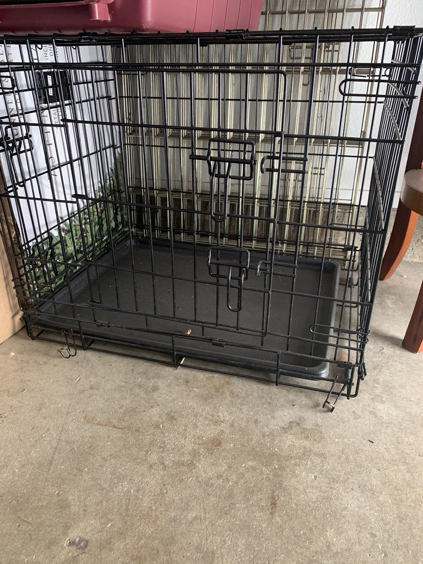 Dog crate