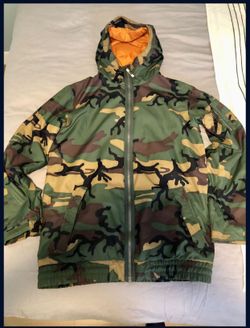 Used Burton Camo Snow Jacket Sz L