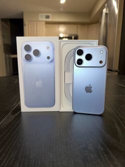 iPhone 18 Pro 256GB-glacier color