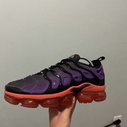 (Check Desc)Nike Vapormax Plus “Voltage Purple” 