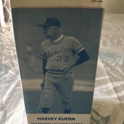 MLB Milwaukee Brewers Harvey Kuehn - 2007 Bobblehead