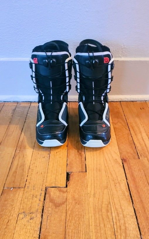 Like New SALOMON "Kiana" Snowboard Boot sz 7