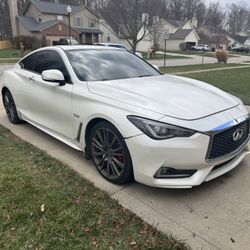2017 infinity q60S. 400 Red.  