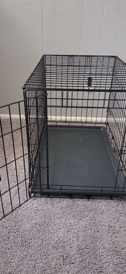 Medium dog crate