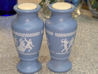 Vintage Wedgewood Salt & Pepper Set