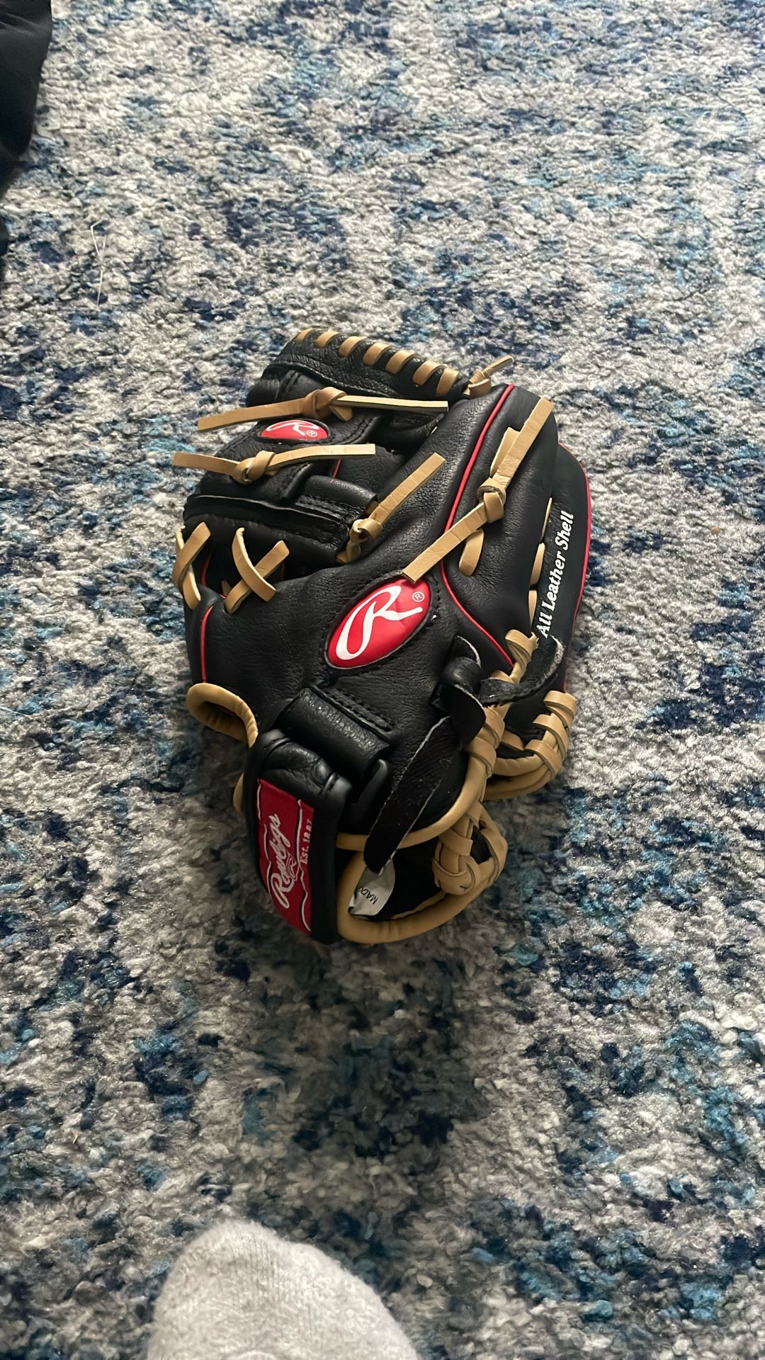 Rawlings Glove Highlight Series