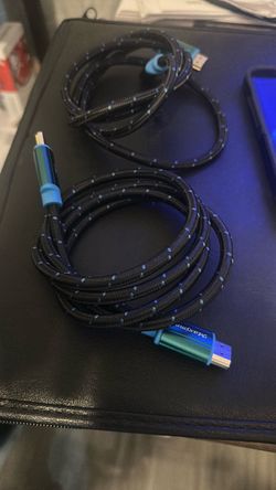 HDMI cables 3ft 2 of them