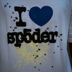 Spider T-shirt souvenir (SWIPE THROUGH ALL PHOTOS)