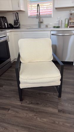 Teddy oversized chairs