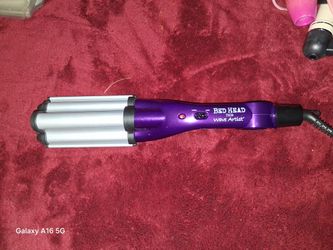 Bed HEAD tigi Wave Artist Deep Wave Curling Iron 