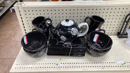 Tea Set Black and White Goodwill Rancho Mirage