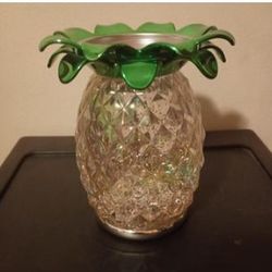 Bath & body works light up pineapple candle holder