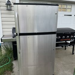 GE fridge/freezer available for pickup!