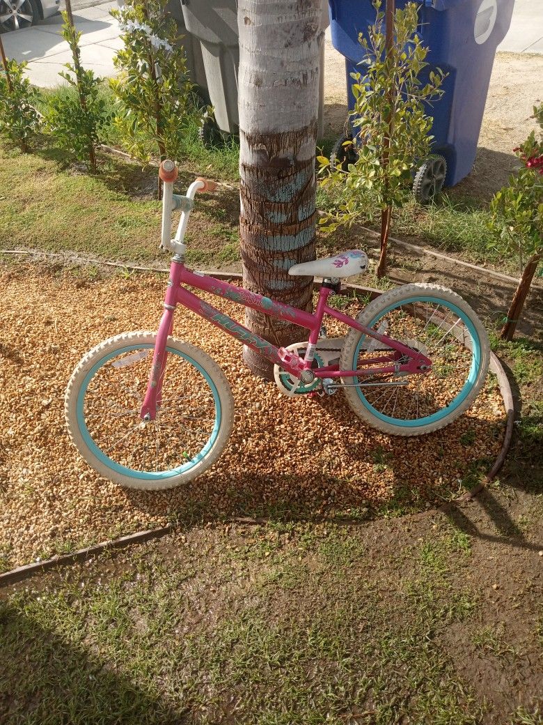 HUFFY " Seastar" Girl's Bike