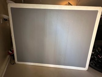 Queen bed box spring