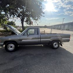 1987 Toyota Pickup