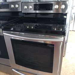 Samsung glass top stove stainless steel everything works good 💯2️⃣ months warranty 📌