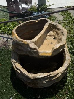 Outdoor water feauture
