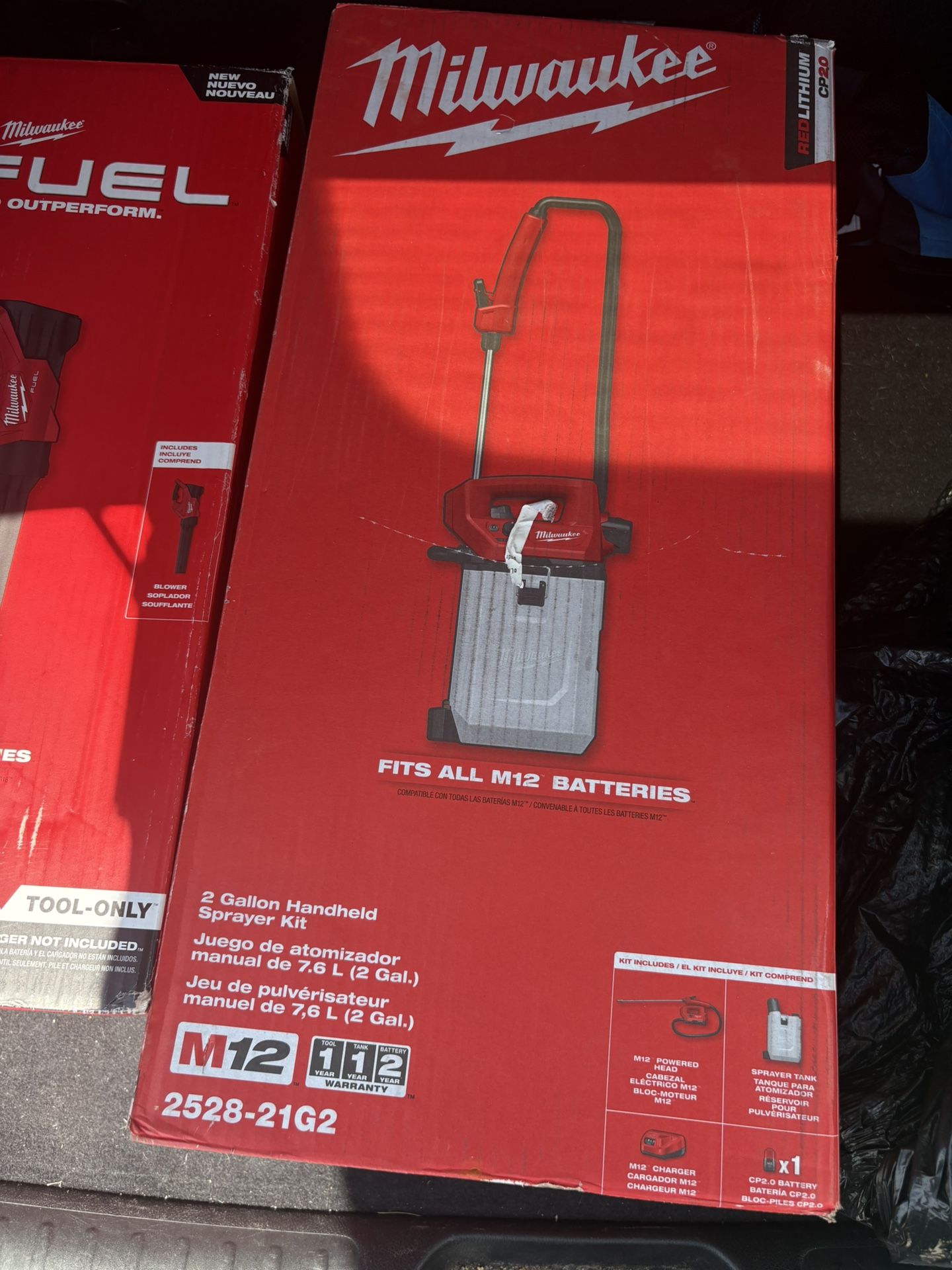 2 Galloon Handheld Sprayer Kit