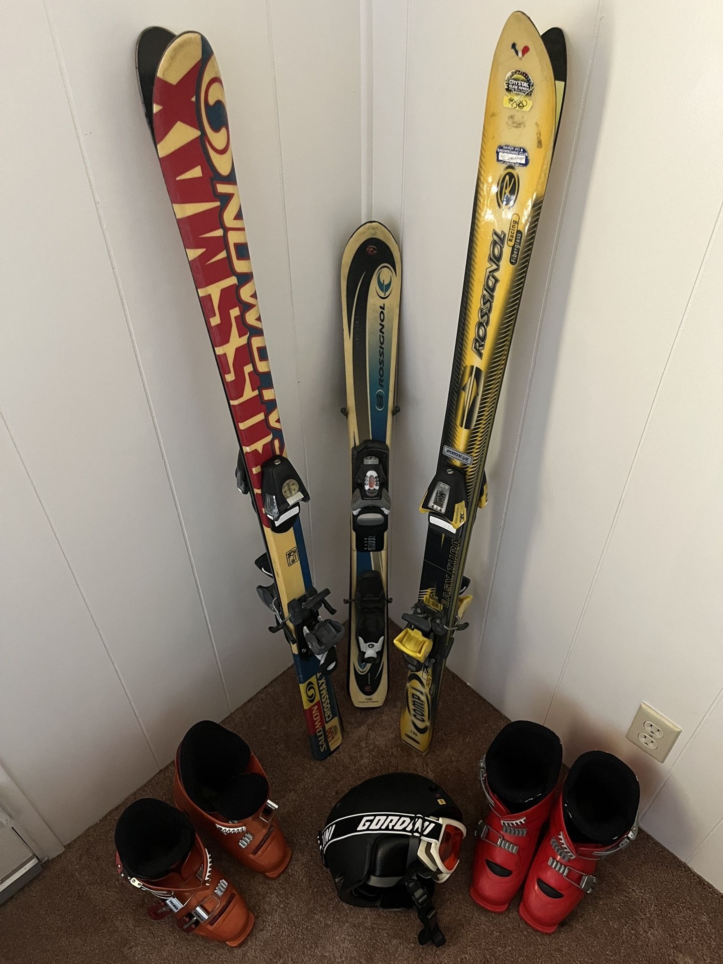 Kids skis, Ski Boots, Helmet, Goggles