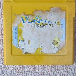 Nintendo Gameboy Pokemon Pikachu Special Edition Game