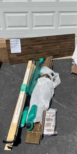 New!!! ZINUS Tonja Wood Platform Bed Frame with Headboard, King size !!!(READ POST)!!!!!!!!!!