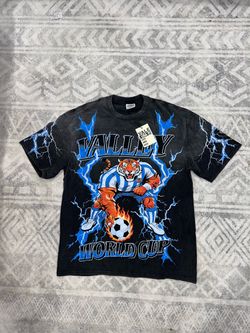 Valey t shirt size Xl/fits like L